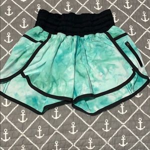 Lulu lemon tie dye shorts